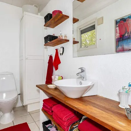 6 Person In Farso-by Traum Farsø